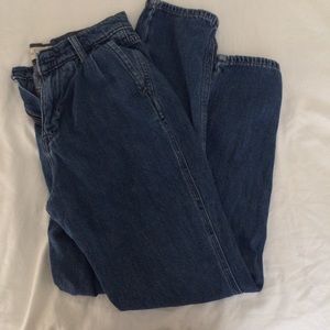 Gap Women’s Mom Jeans